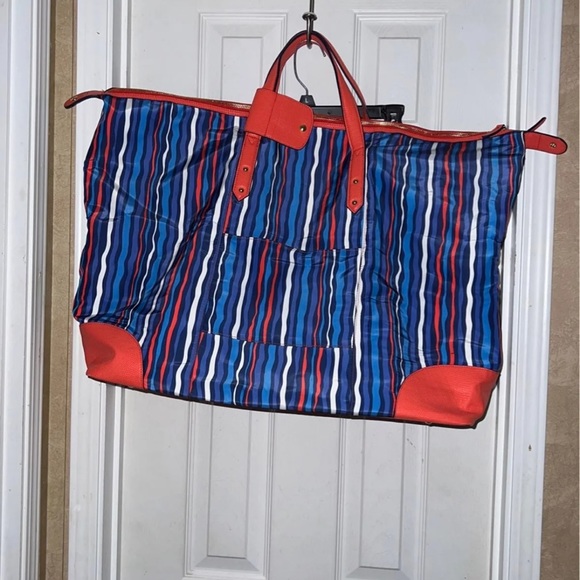 Vera Bradley duffle travel bag in cobalt stripe - Picture 2 of 6